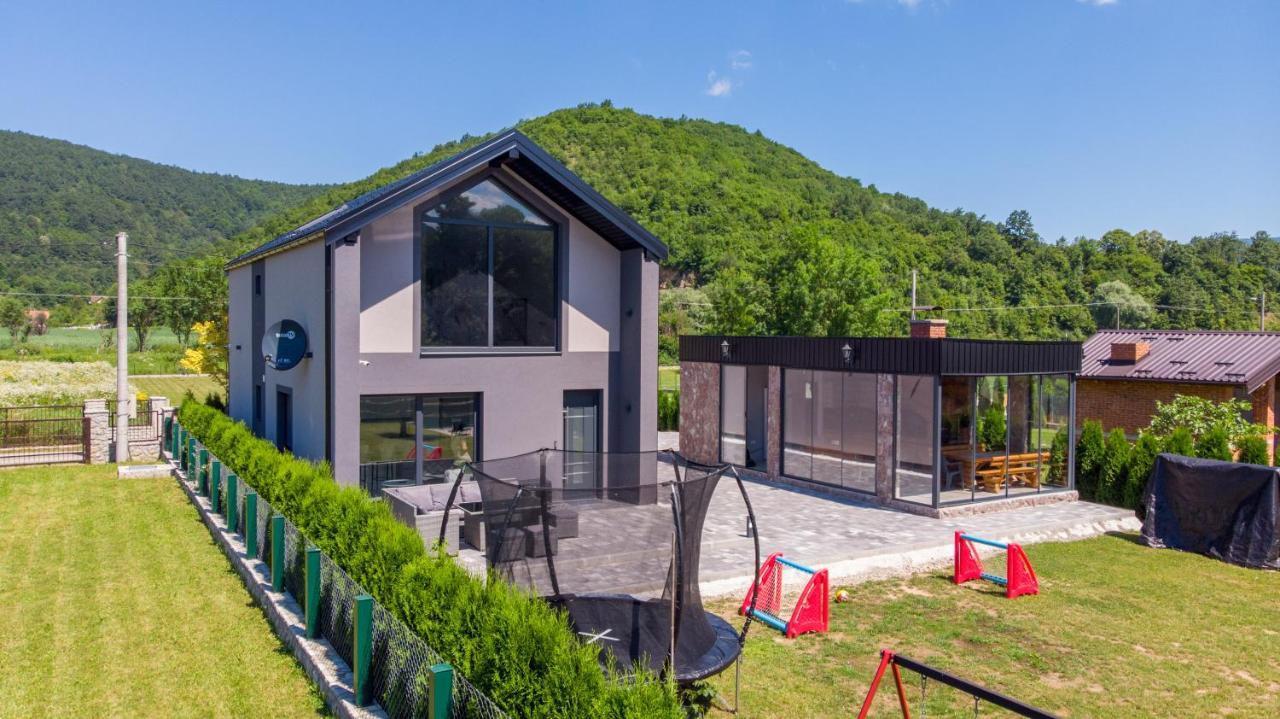 Villa Lux *